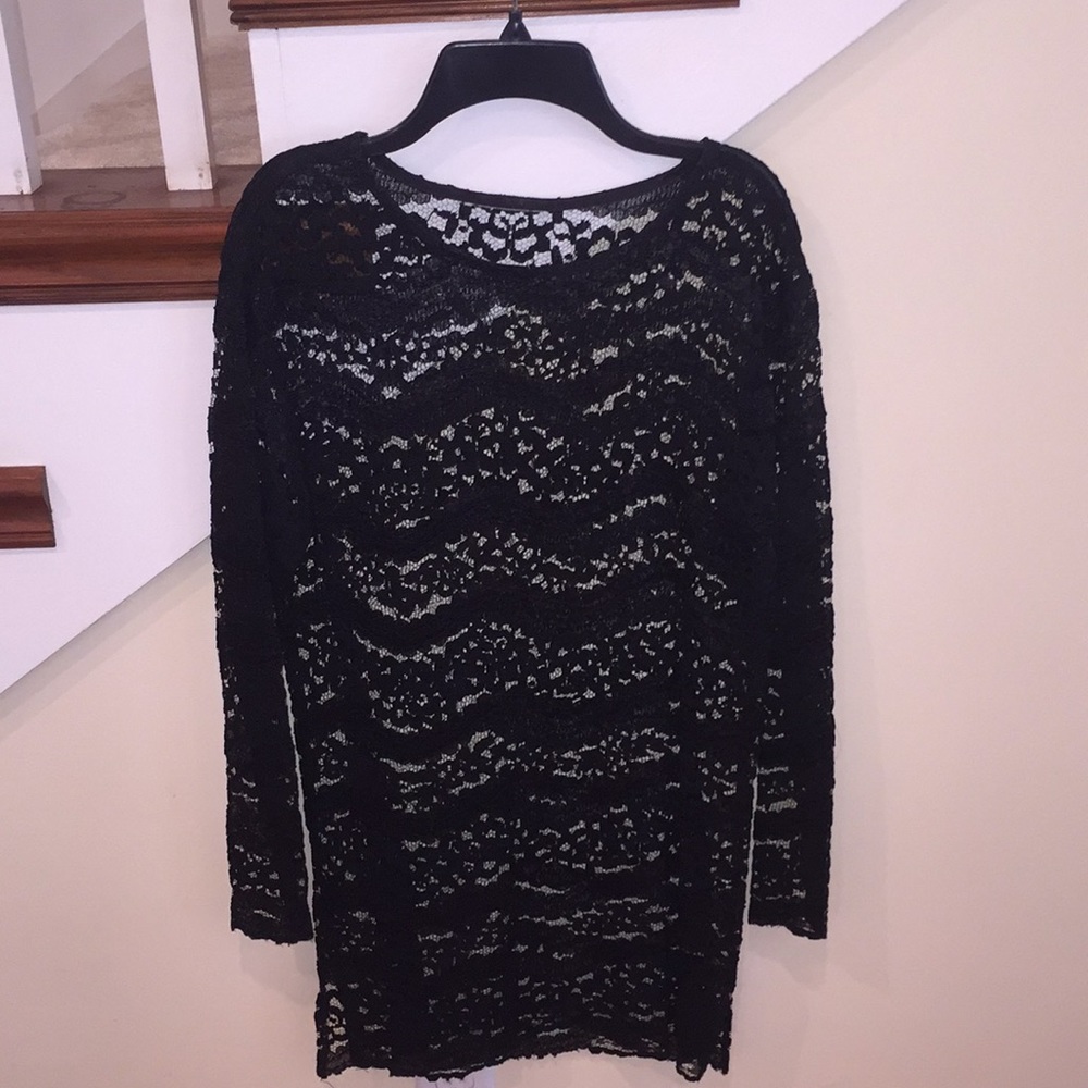 Boutique black lace cocktail shell